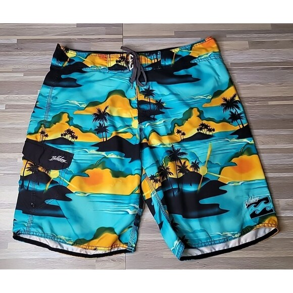 Billabong Board Shorts Mens 38‎ Multicolor Hawaiian Beach Print 11" Inseam - Picture 2 of 13